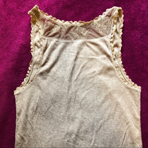 Sleeveless t shirt - Picture 6 of 6